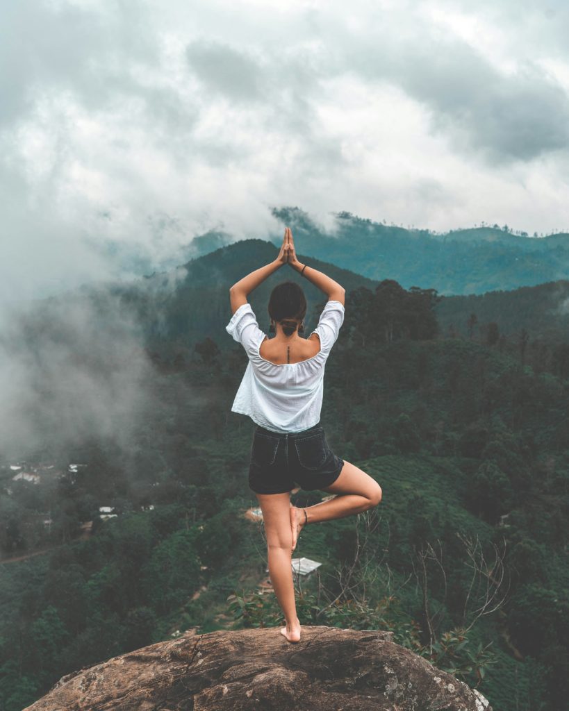 Yoga Voor Lichaamsbewustzijn In Vierlingsbeeklaan: Top 3 Intuïtieve Bewegingslessen